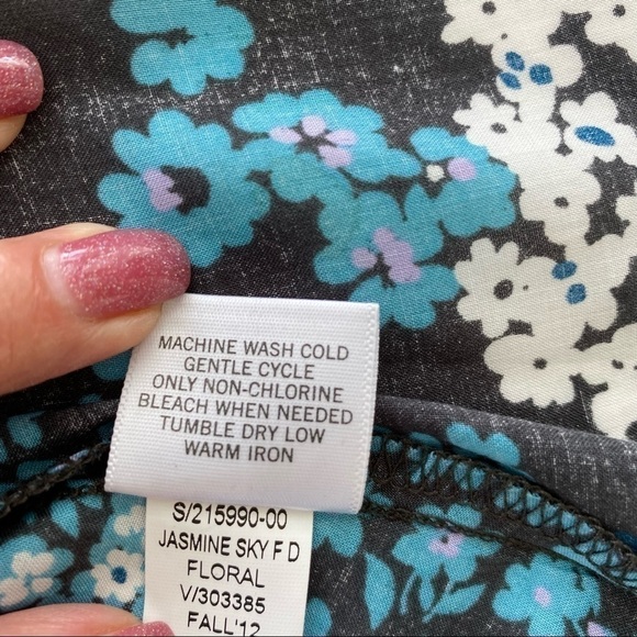 Banana Republic mini dress with ruffle in floral  print - Picture 12 of 12